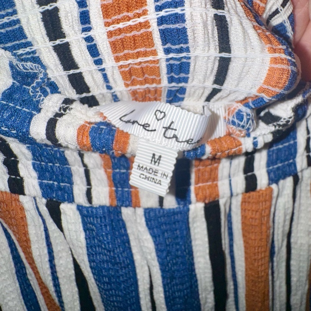 Love Tree Striped Cropped Pants in Blue/White/Tan - Picture 4 of 8